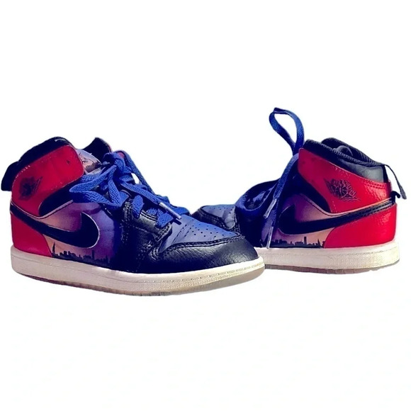 Nike Air Jordan Mid. Skyline Kids Youth Size 13C pre owned in good cond… - Picture 2 of 8